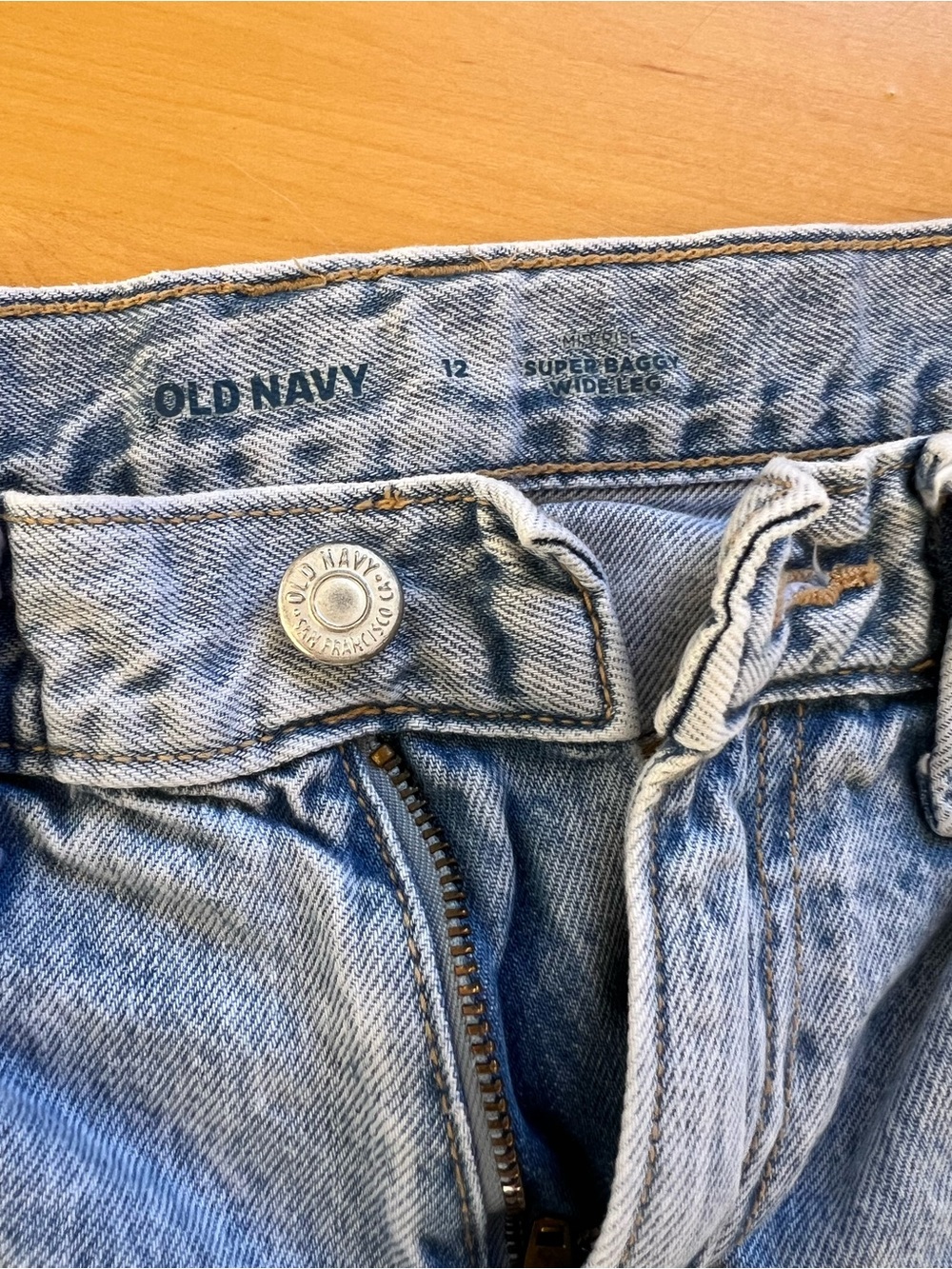Old Navy Light Blue Relaxed Carpenter Jeans - Picture 3 of 5